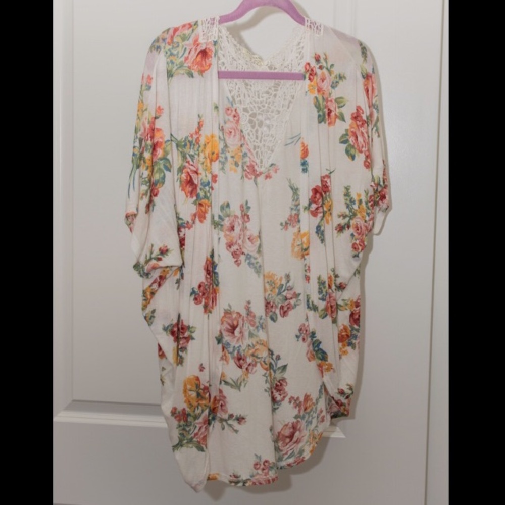 💐white & floral kimono!